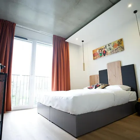 Hotel Arrow Euroairport Bale Mulhouse 3*