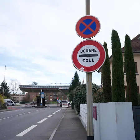 Arrow Euroairport Bale Mulhouse 3*