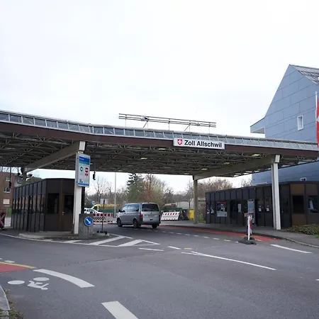 ホテル Arrow Euroairport Bale Mulhouse 3*